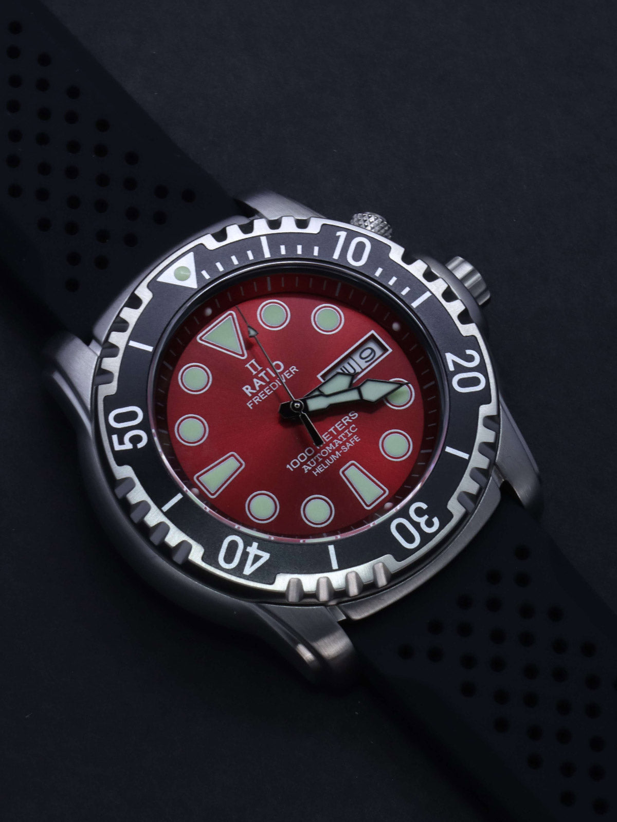 Ratio FreeDiver Helium-Safe 1000M Sapphire Automatic 1068HA90-34VA-RED Mens Watch