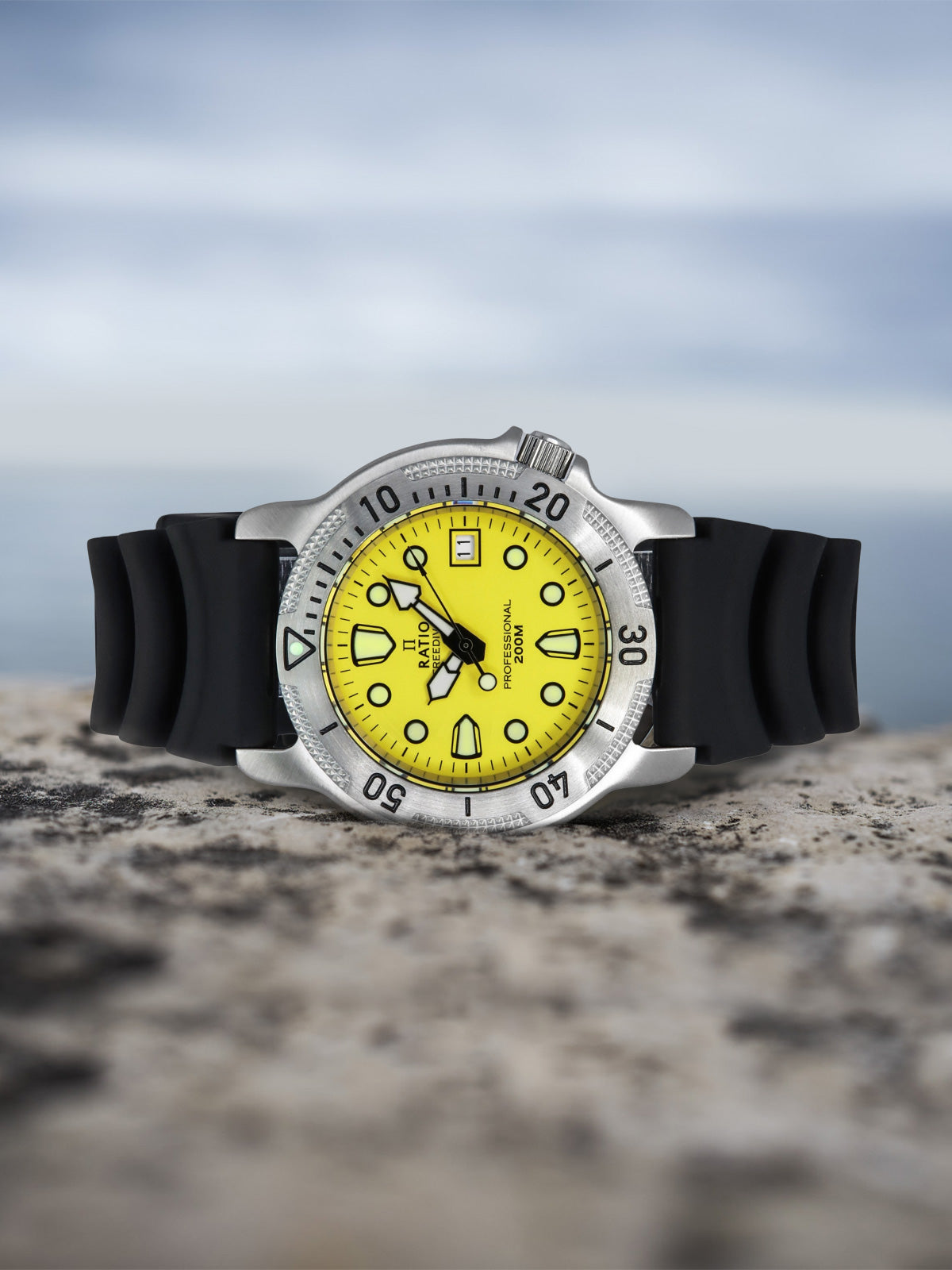 Ratio FreeDiver Professional Sapphire Yellow Dial Quartz 22AD202-YLW 200M Men’s Watch